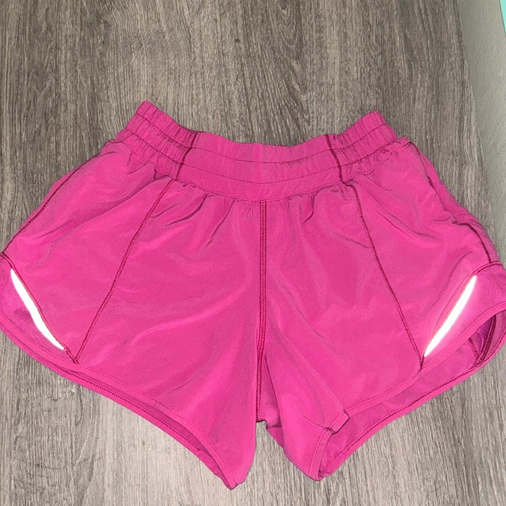 lululemon hotty hot